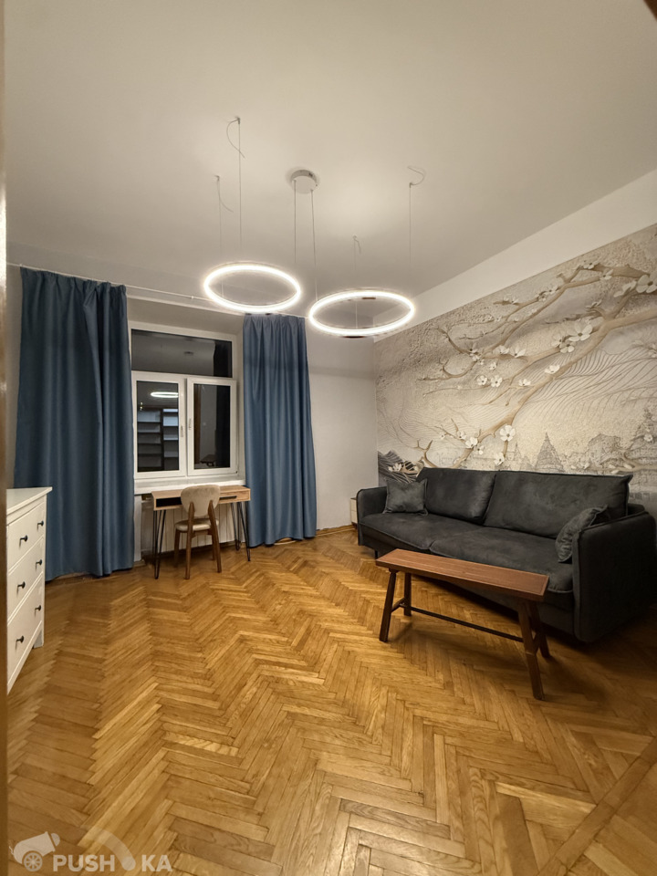 Сдаётся 2-комнатная квартира 65.0 кв.м. этаж 3/9 за 130 000 руб 