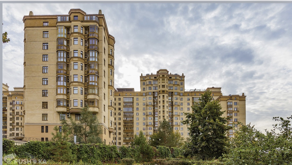 Сдаётся 4-комнатная квартира 163.0 кв.м. этаж 3/15 за 650 000 руб 