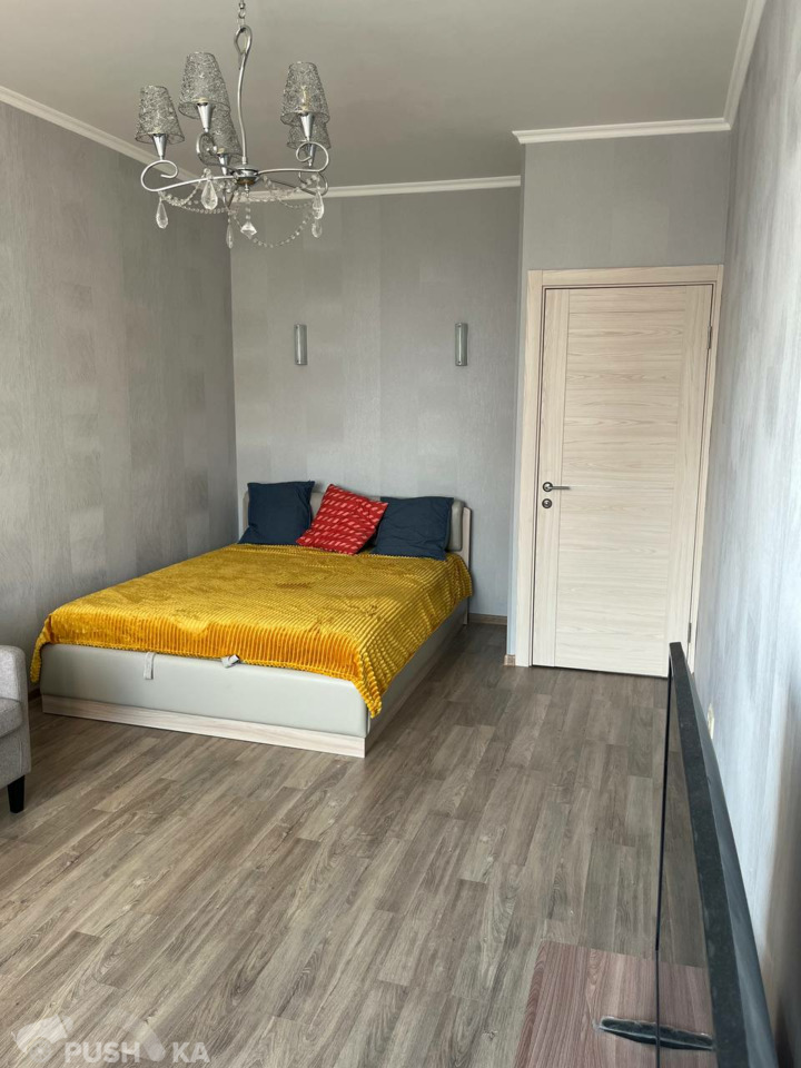 Сдаётся 1-комнатная квартира 41.0 кв.м. этаж 15/17 за 45 000 руб 