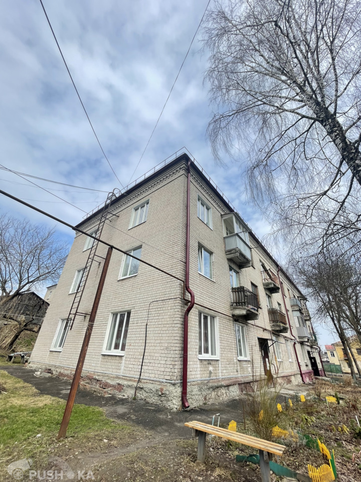 Продаётся 1-комнатная квартира 37.2 кв.м. этаж 3/3 за 2 100 000 руб 