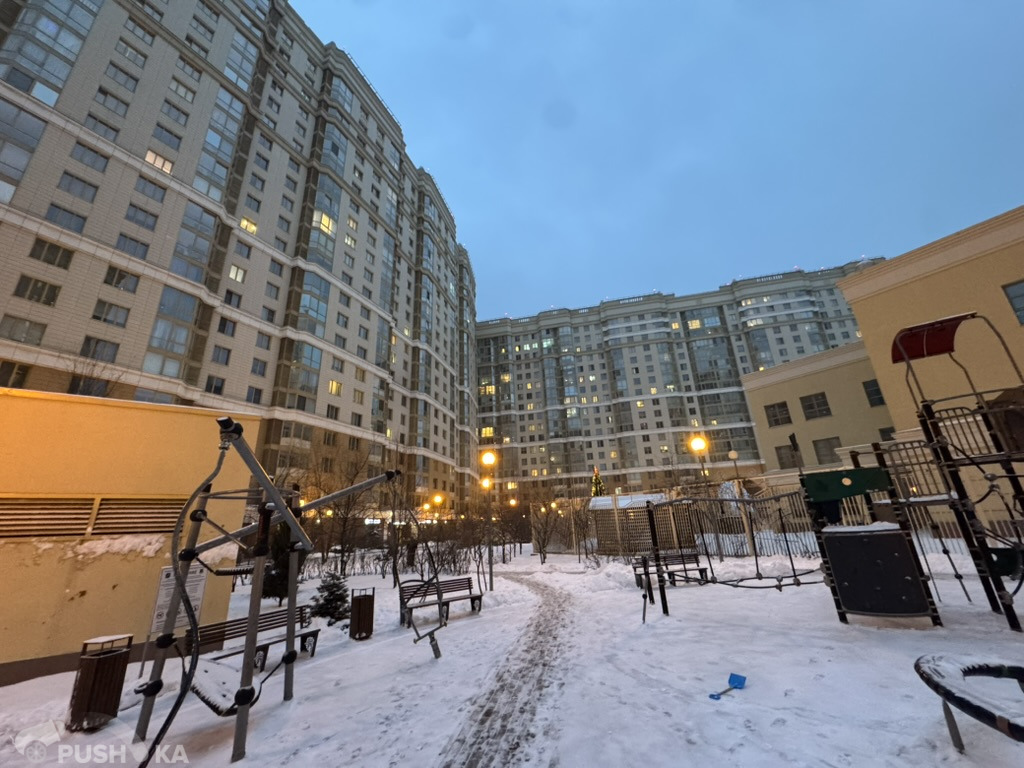 Продаётся  гараж 17.0 кв.м.  за 4 000 000 руб 