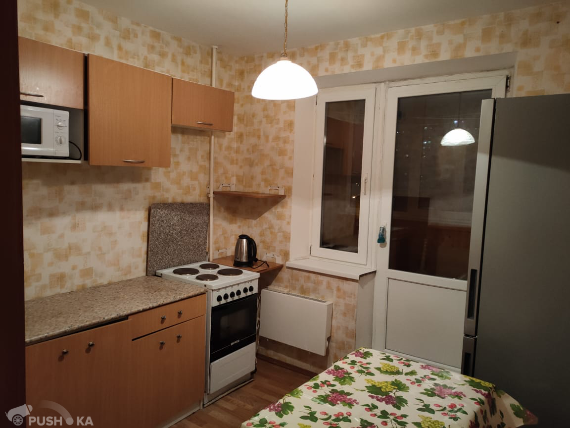 Сдаётся 1-комнатная квартира 40.0 кв.м. этаж 4/17 за 31 000 руб