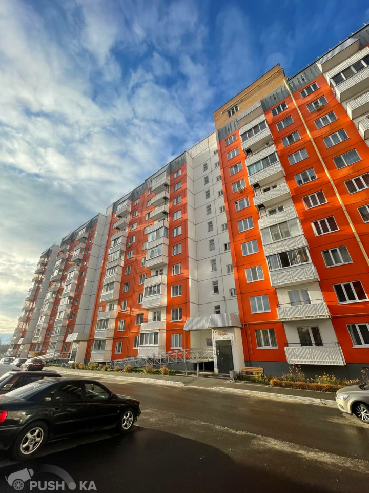 Продаётся 2-комнатная квартира 60.5 кв.м. этаж 1/10 за 3 400 000 руб 