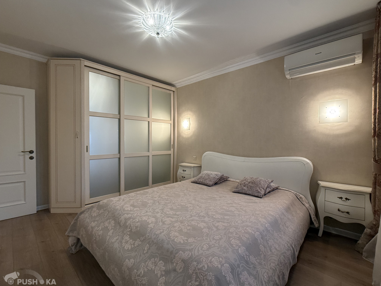 Сдаётся 2-комнатная квартира 65.0 кв.м. этаж 15/25 за 110 000 руб