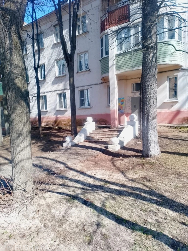 Продаётся 2-комнатная квартира 38.0 кв.м. этаж 1/3 за 2 400 000 руб 