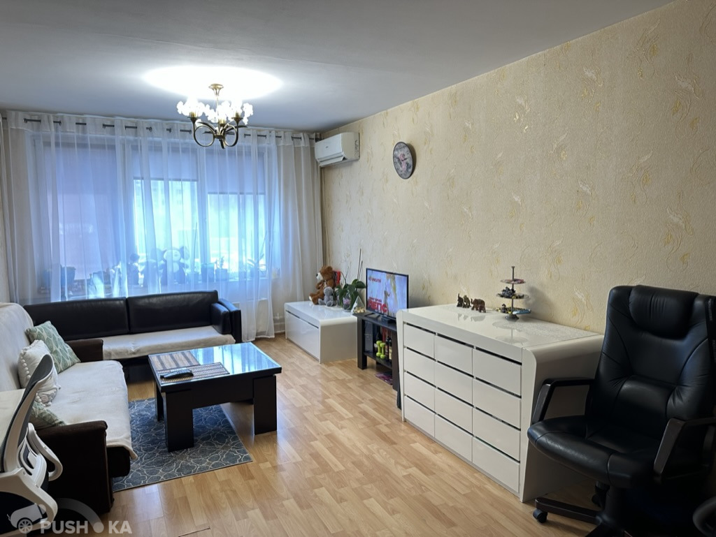 Продаётся 1-комнатная квартира 39.8 кв.м. этаж 2/9 за 8 300 000 руб 