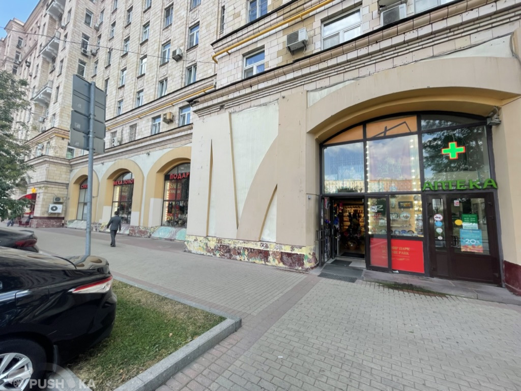 Сдаётся  ПСН 155.0 кв.м.  за 400 000 руб 