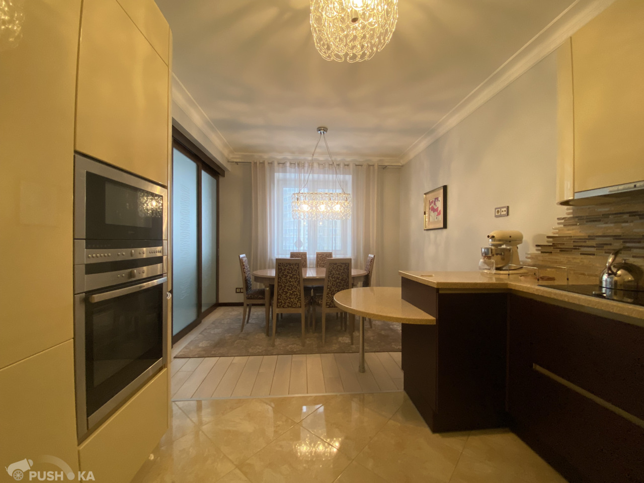 Сдаётся 3-комнатная квартира 126.0 кв.м. этаж 12/17 за 220 000 руб