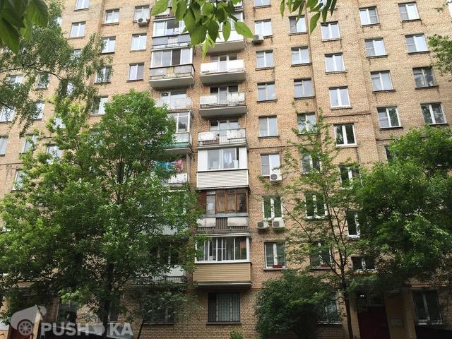 Сдаётся 2-комнатная квартира 45.0 кв.м. этаж 1/9 за 40 000 руб 