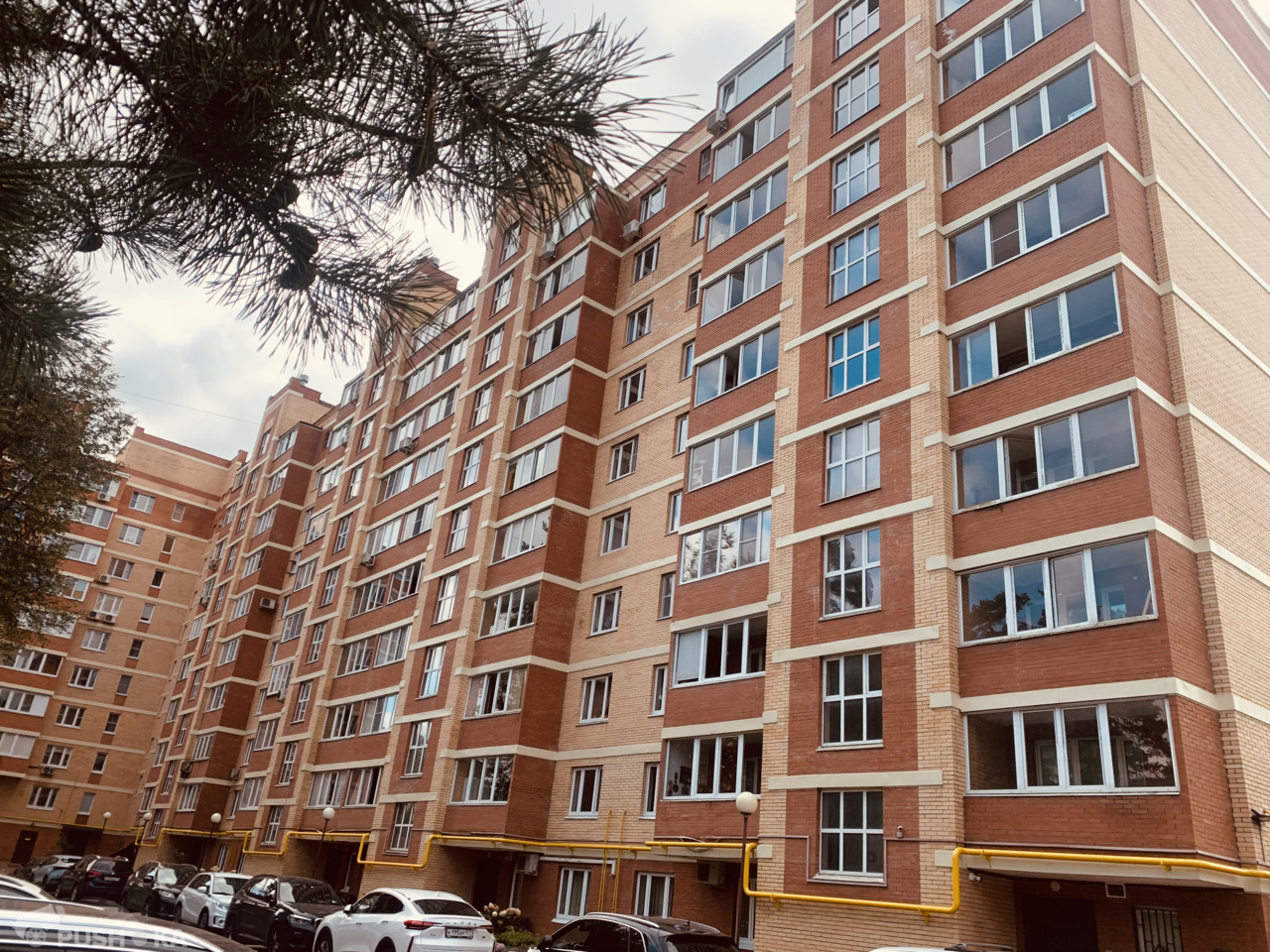 Сдаётся 1-комнатная квартира 47.0 кв.м. этаж 8/10 за 44 000 руб 