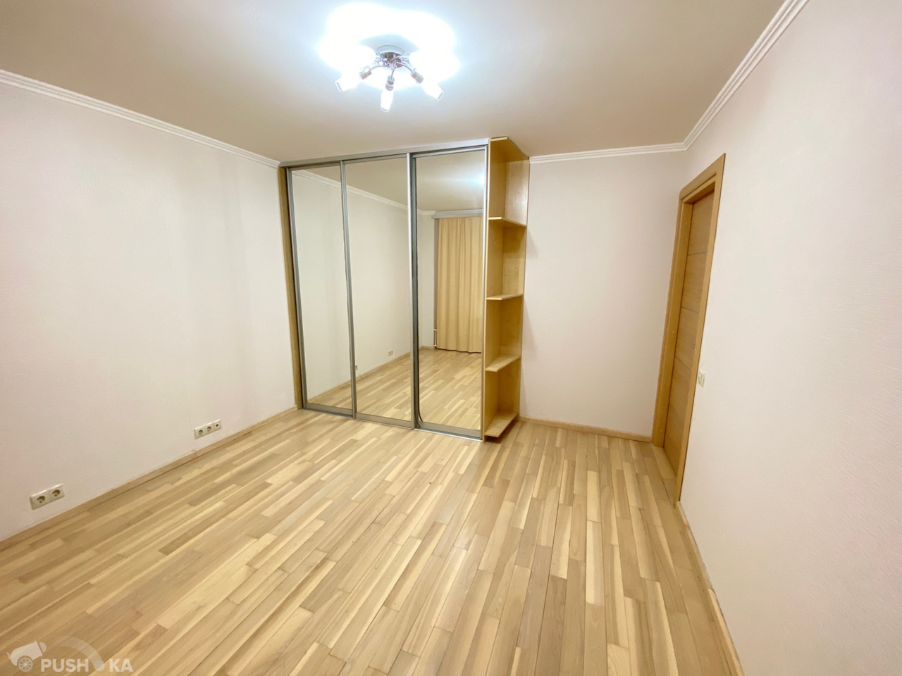 Продаётся 2-комнатная квартира 38.0 кв.м. этаж 1/15 за 15 500 000 руб 