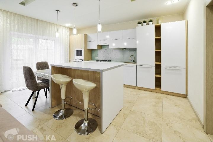 Продаётся 3-комнатная таунхаус 132.0 кв.м.  за 5 500 000 руб 