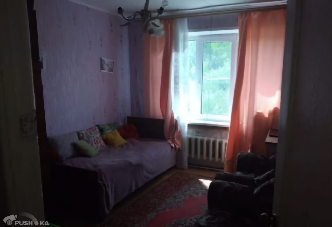 Продаётся 2-комнатная квартира 48.6 кв.м. этаж 1/5 за 750 руб 