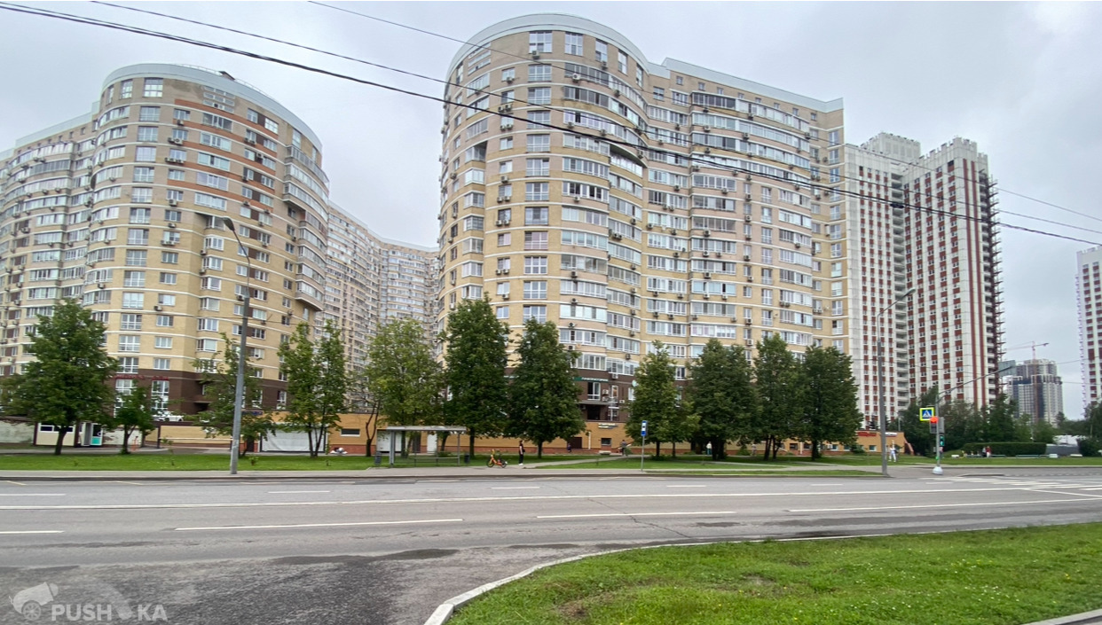 Сдаётся 3-комнатная квартира 126.0 кв.м. этаж 12/17 за 220 000 руб 
