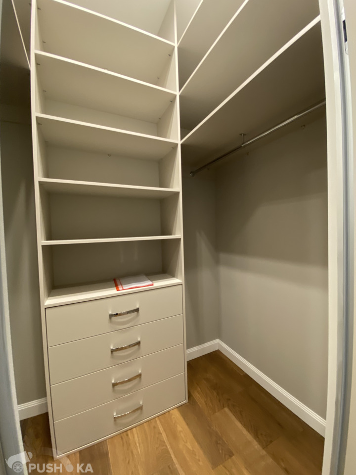 Сдаётся 3-комнатная квартира 63.0 кв.м. этаж 12/25 за 180 000 руб