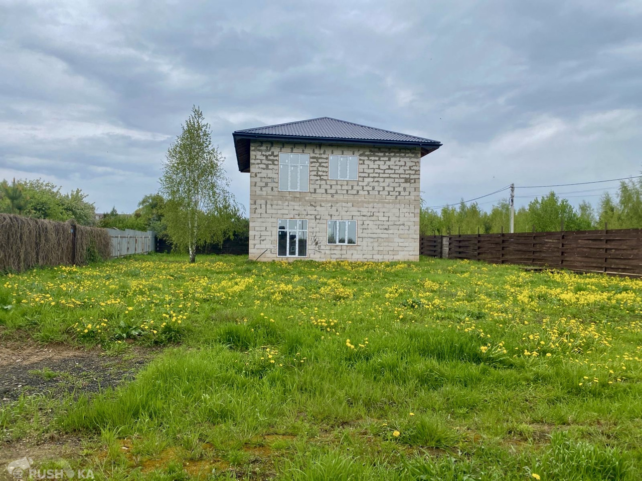 Продаётся 6-комнатная коттедж 180.0 кв.м.  за 7 500 000 руб 