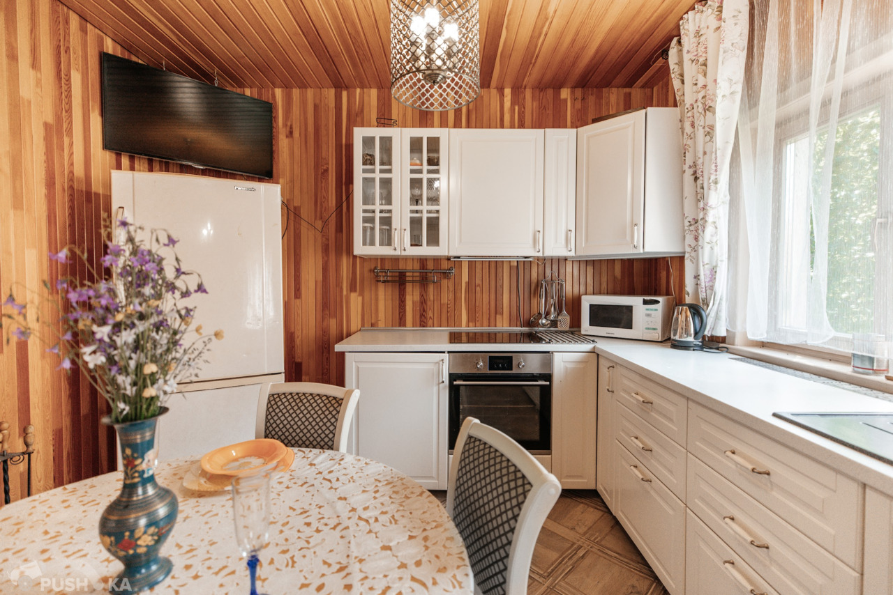Продаётся  дом/дача 220.0 кв.м.  за 1 руб 
