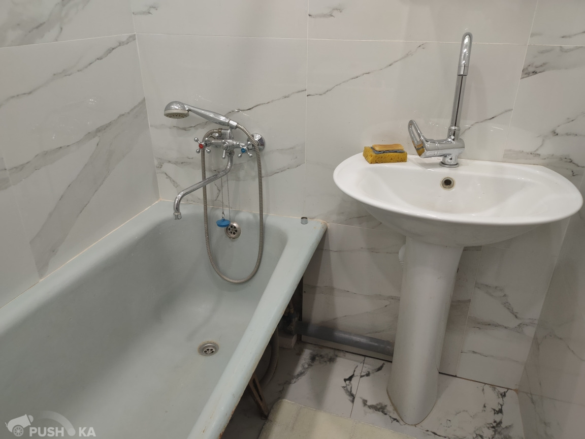 Сдаётся 2-комнатная квартира 62.0 кв.м. этаж 2/3 за 45 000 руб