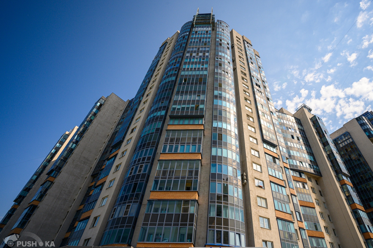 Продаётся 2-комнатная квартира 63.0 кв.м. этаж 4/24 за 9 900 000 руб 