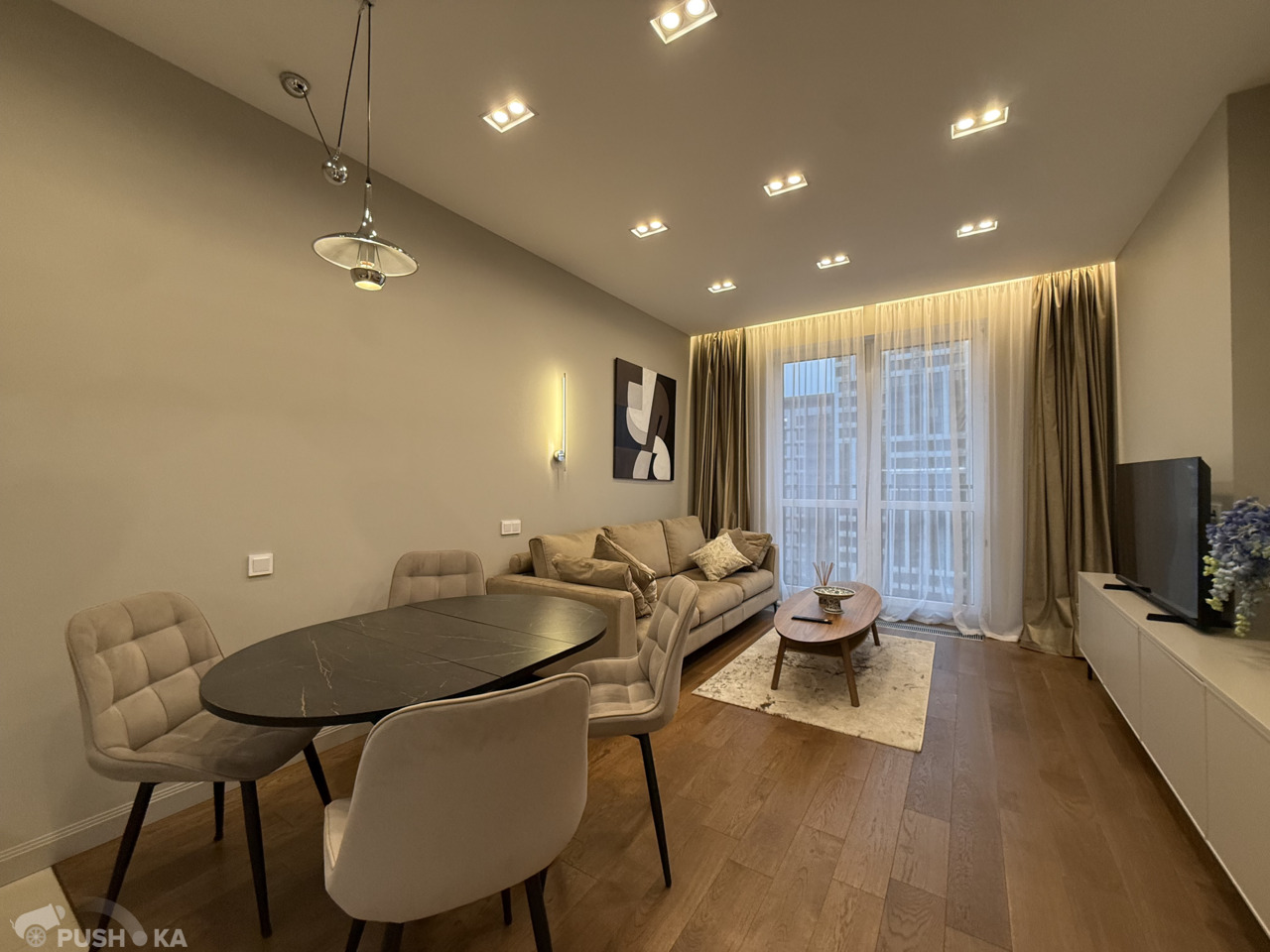 Сдаётся 3-комнатная квартира 63.0 кв.м. этаж 12/25 за 180 000 руб 