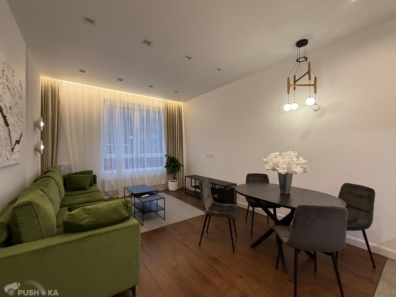 Сдаётся 3-комнатная квартира 60.0 кв.м. этаж 12/25 за 160 000 руб 