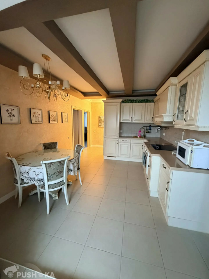 Сдаётся 3-комнатная квартира 74.0 кв.м. этаж 17/17 за 95 000 руб 