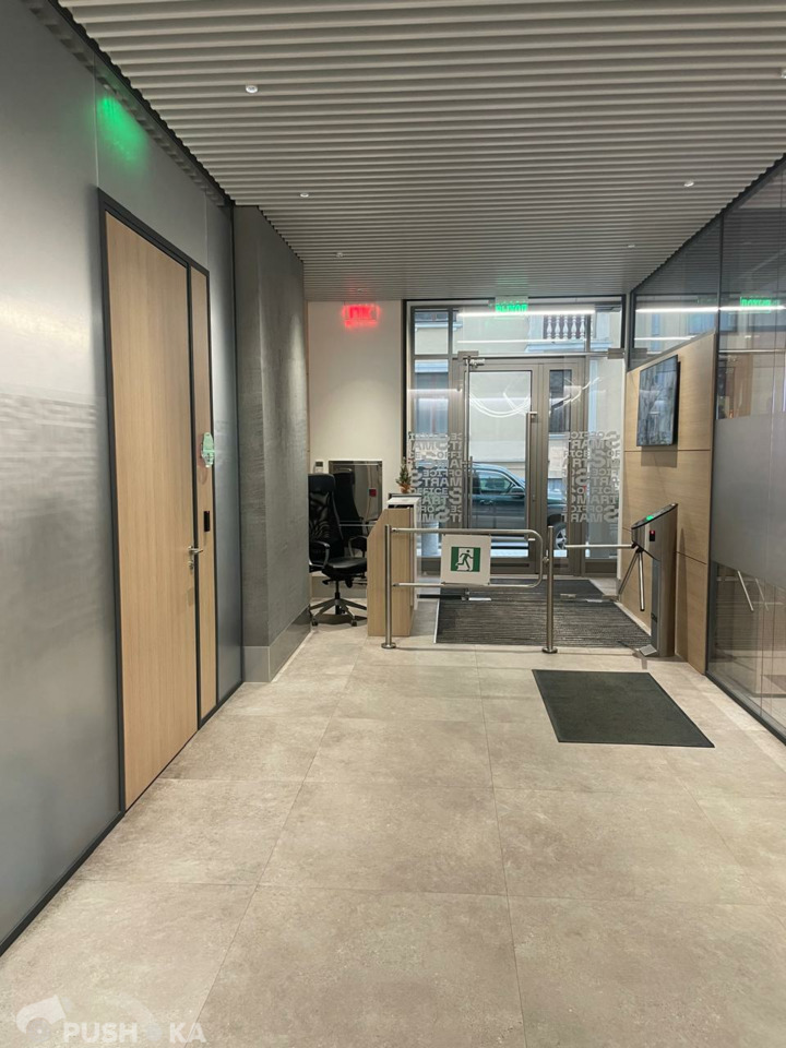 Сдаётся  офис 82.2 кв.м.  за 410 000 руб 