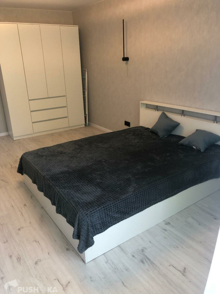 Сдаётся 1-комнатная квартира 32.0 кв.м. этаж 1/5 за 38 000 руб 