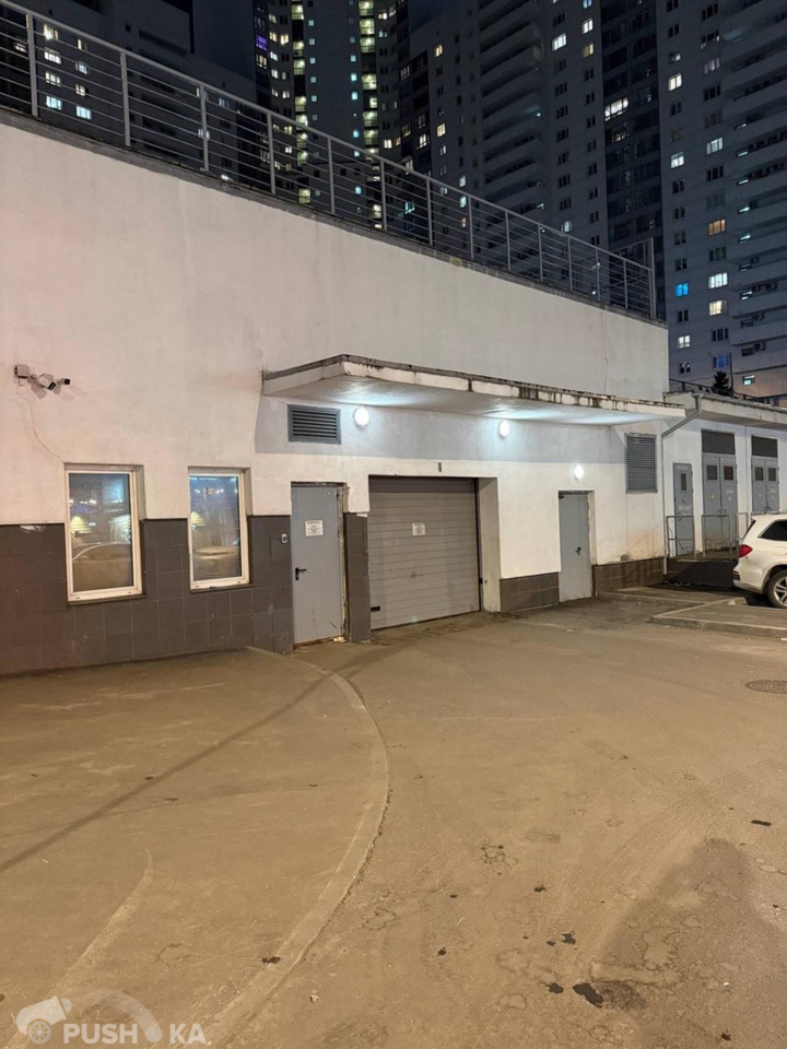 Продаётся  гараж 17.3 кв.м.  за 4 000 000 руб 