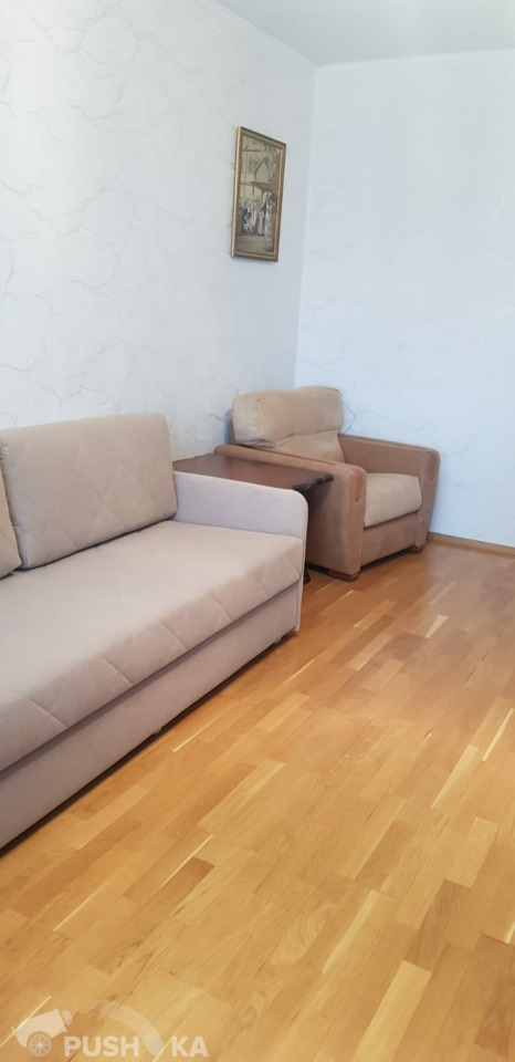 Сдаётся 2-комнатная квартира 58.0 кв.м. этаж 8/17 за 65 000 руб 