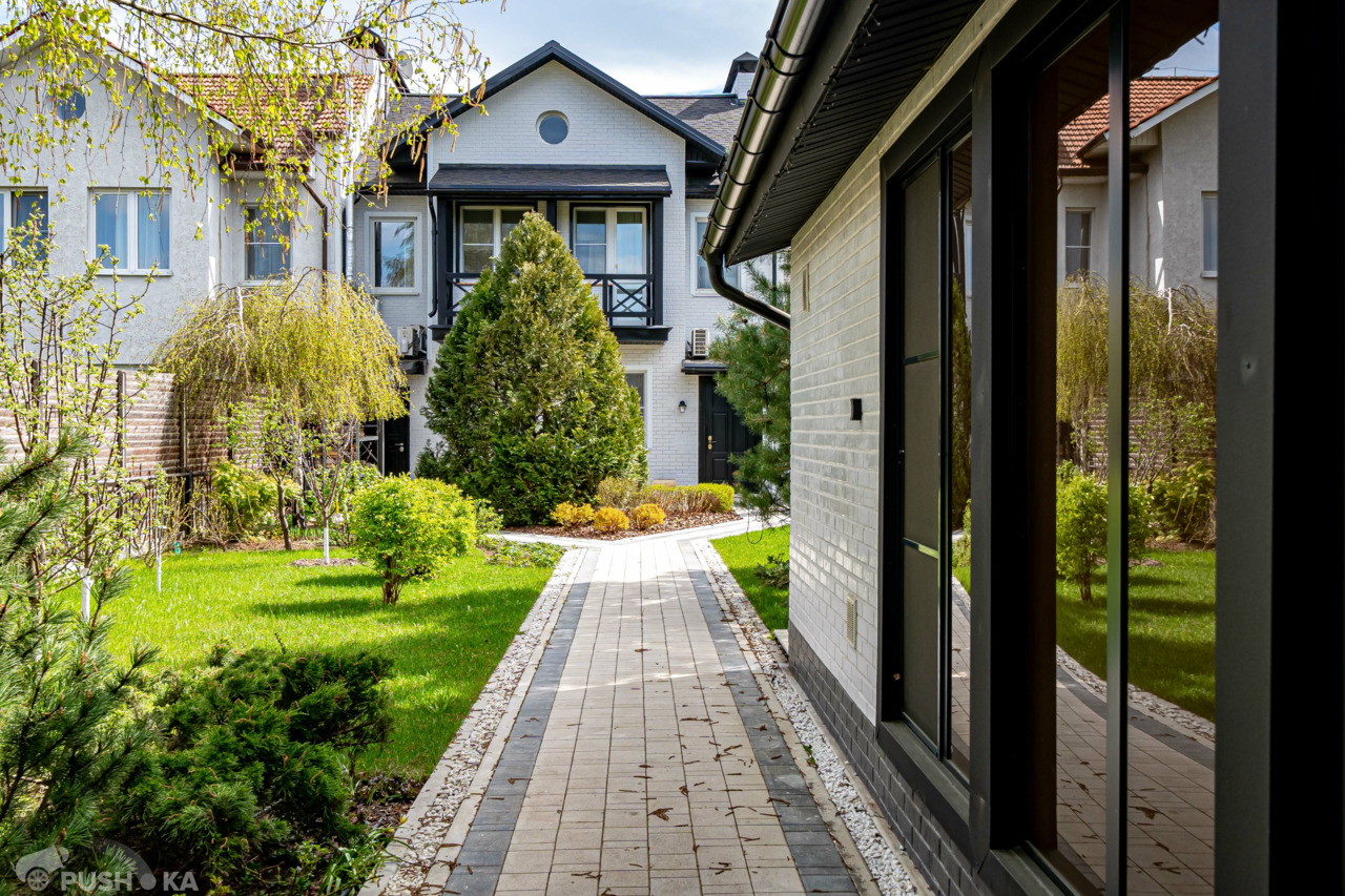 Продаётся  таунхаус 254.1 кв.м.  за 45 000 000 руб 