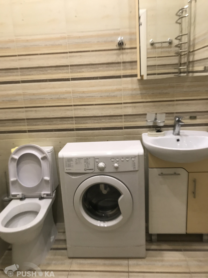 Сдаётся 3-комнатная таунхаус 100.0 кв.м.  за 130 000 руб 