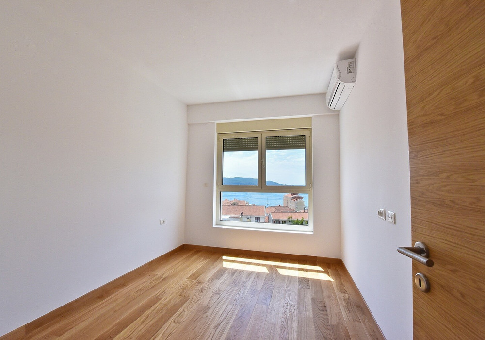 Продаётся 2-комнатная квартира 54.0 кв.м.  за 151 200 EUR 