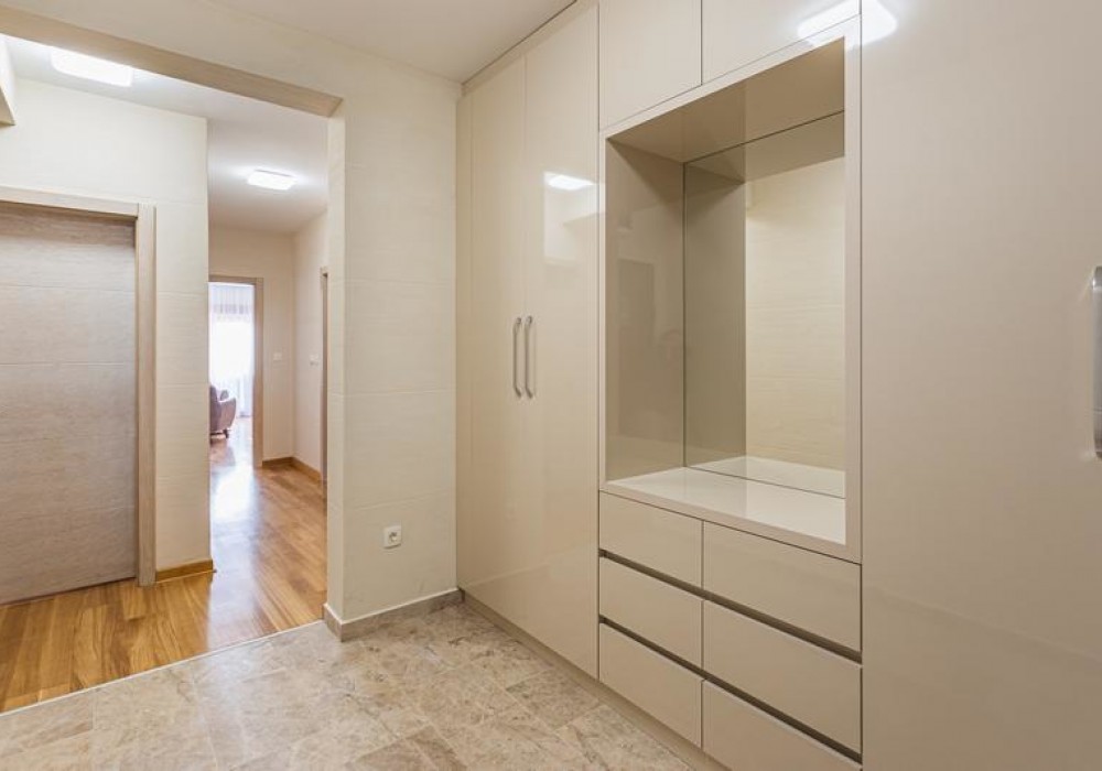 Продаётся 2-комнатная квартира 81.0 кв.м.  за 243 000 EUR 