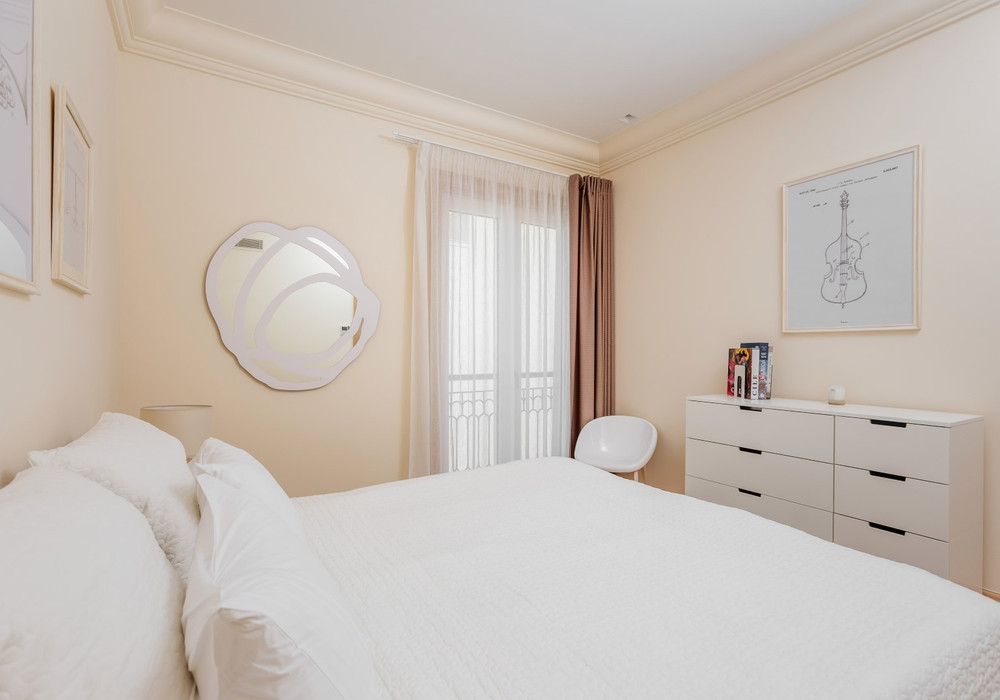 Продаётся 2-комнатная квартира 134.0 кв.м.  за 890 000 EUR 