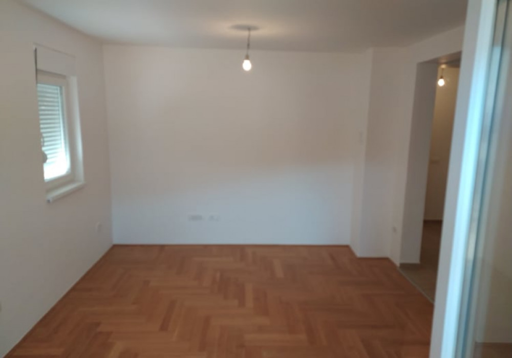 Продаётся 2-комнатная квартира 59.0 кв.м.  за 95 400 EUR 