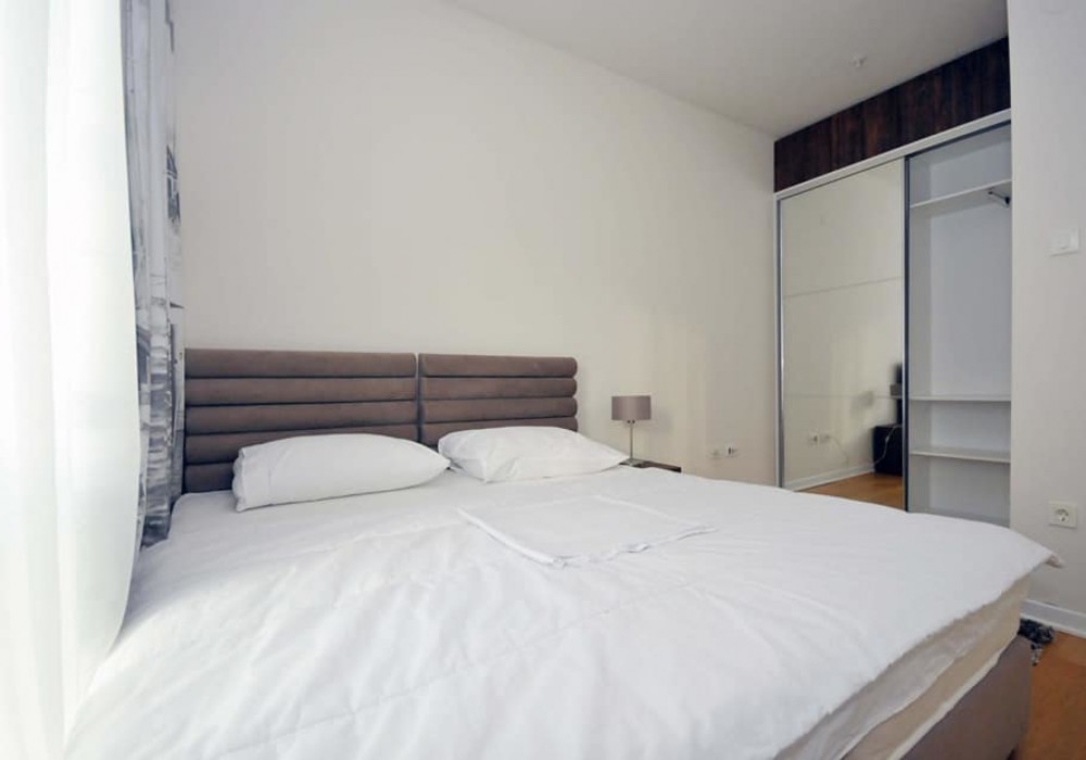 Сдаётся 2-комнатная квартира 65.0 кв.м.  за 550 EUR 