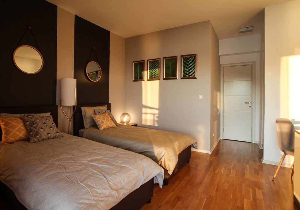 Сдаётся 3-комнатная квартира 100.0 кв.м.  за 300 EUR 