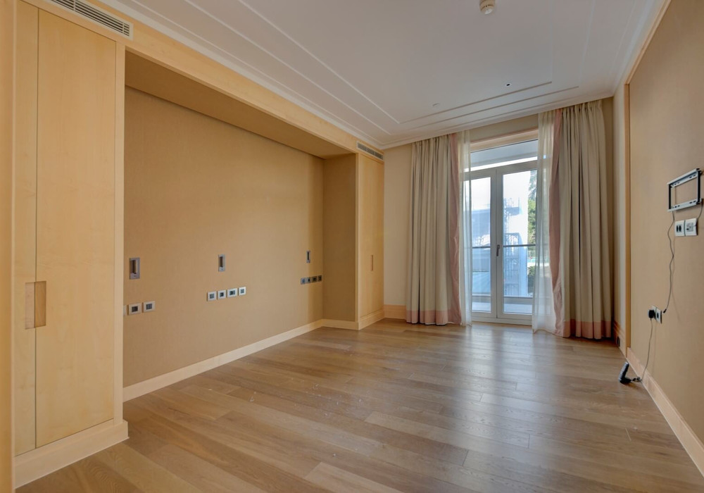 Продаётся 2-комнатная квартира 132.0 кв.м.  за 676 500 EUR 