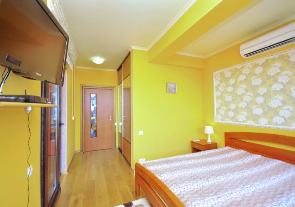 Продаётся 3-комнатная квартира 271.0 кв.м.  за 800 000 EUR 