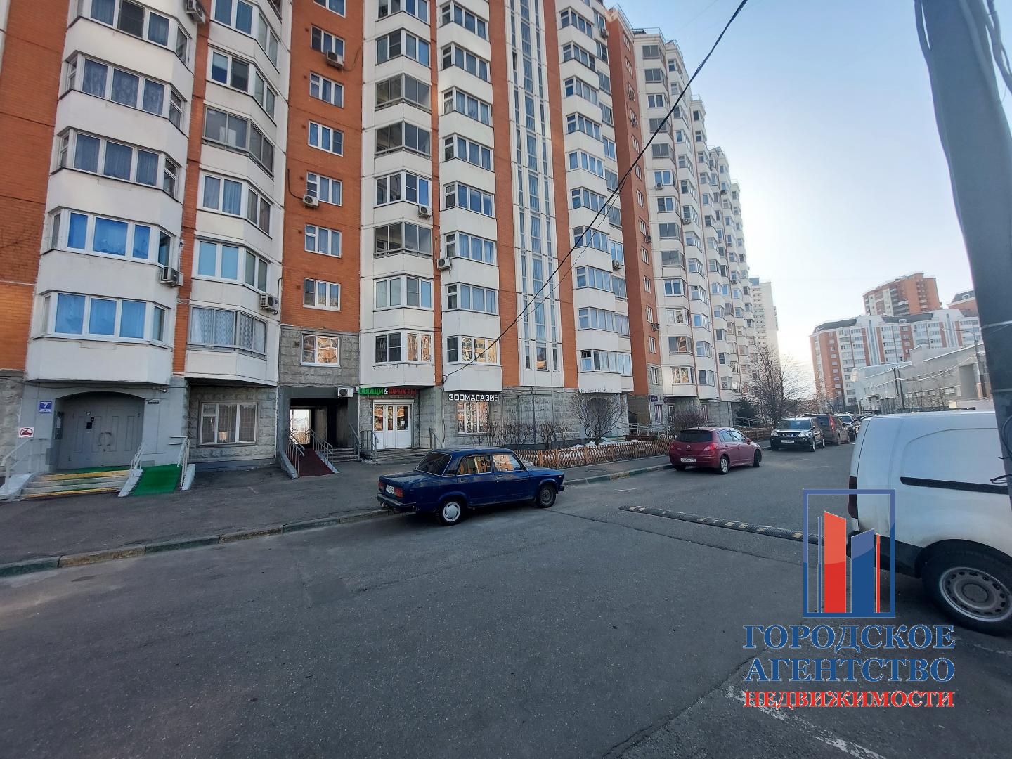 Продаётся 2-комнатная квартира 60.3 кв.м. этаж 3/17 за 14 000 000 руб 