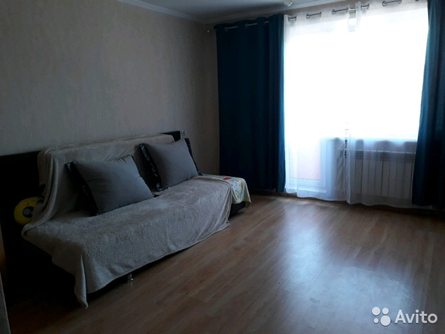 Продаётся 2-комнатная квартира 64.0 кв.м. этаж 3/9 за 3 250 000 руб 